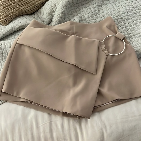 Revolve Lovers and Friends Tanner Skorts - Nude - Picture 5 of 5